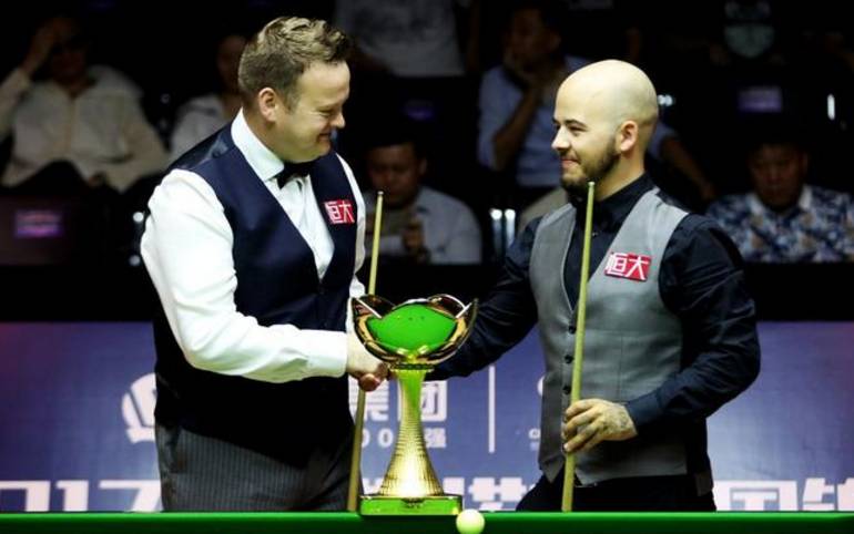 在高度竞争 在高度竞争